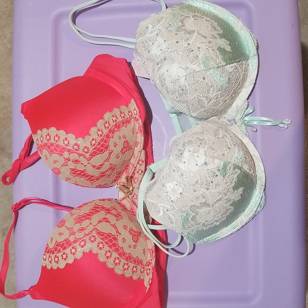 Set of 2 Victoria's Secret very sexy bombshell 32A
